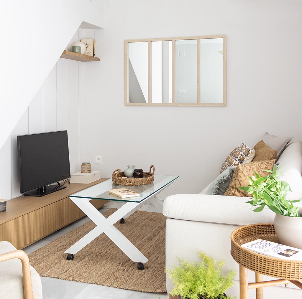 Interiorismo salon estilo mediterráneo en Bormujos, Sevilla